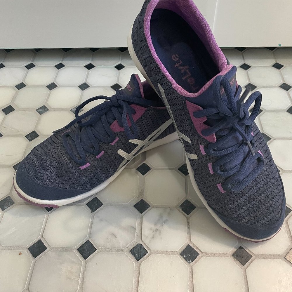 ASICS Women's Metrolyte Walking Shoe in Indigo Blue/Orchid/Silver